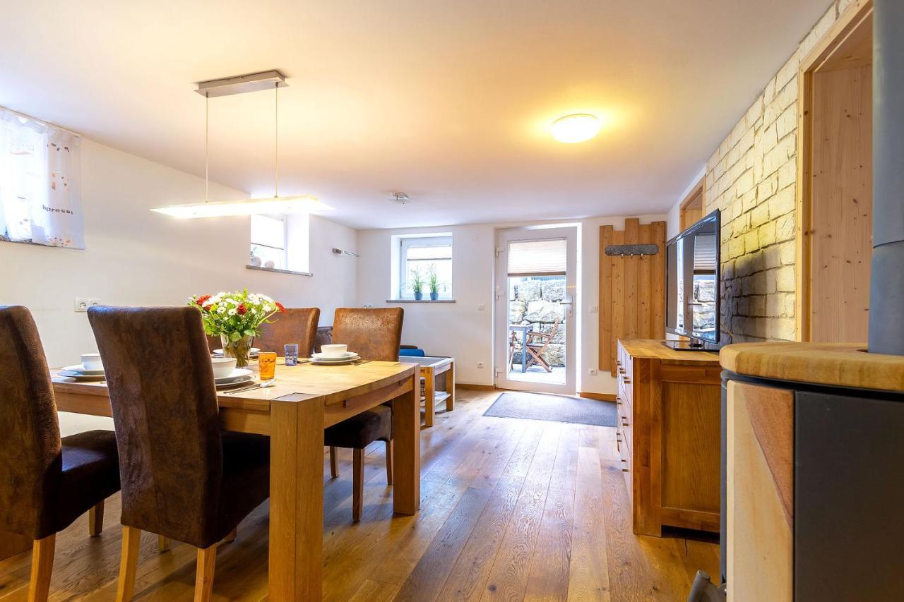 Alpen-Hostel - Apartment Talstation Mit Motorradvermietung 메밍겐 외부 사진