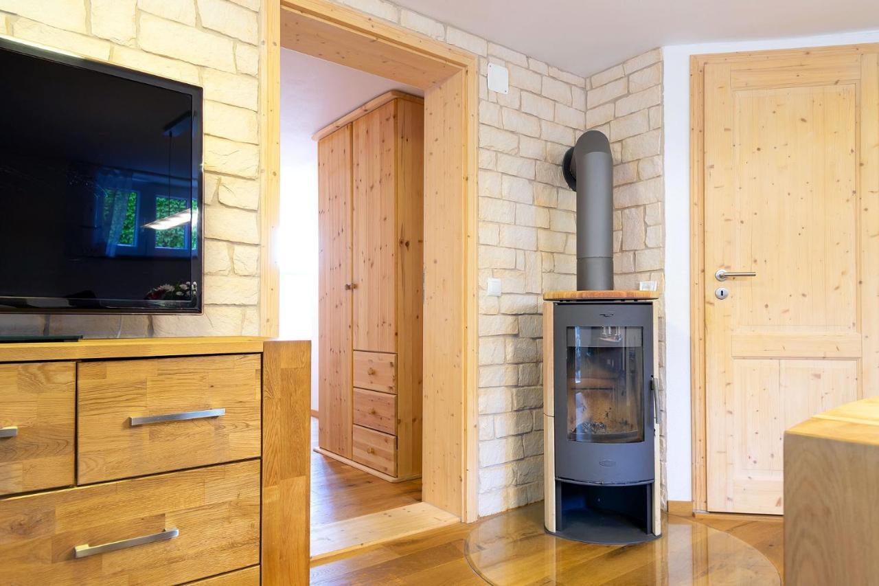 Alpen-Hostel - Apartment Talstation Mit Motorradvermietung 메밍겐 외부 사진